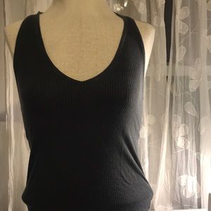American Eagle grey v neck tank